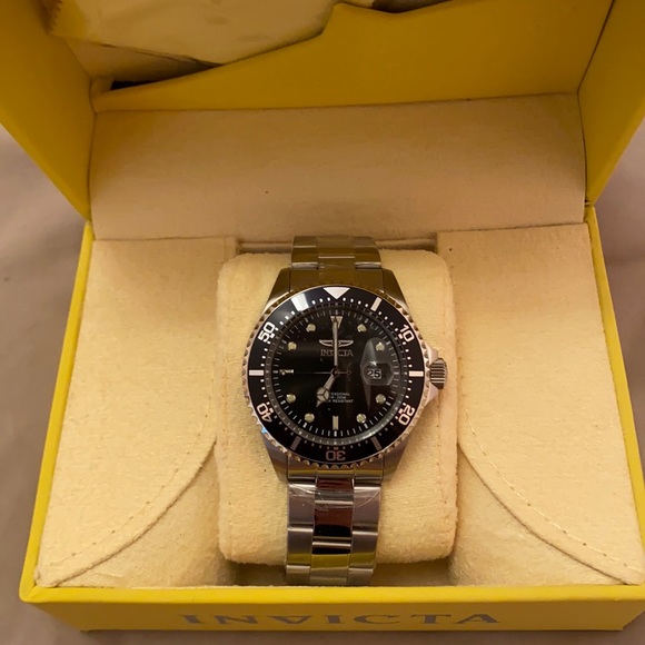 invicta 2247